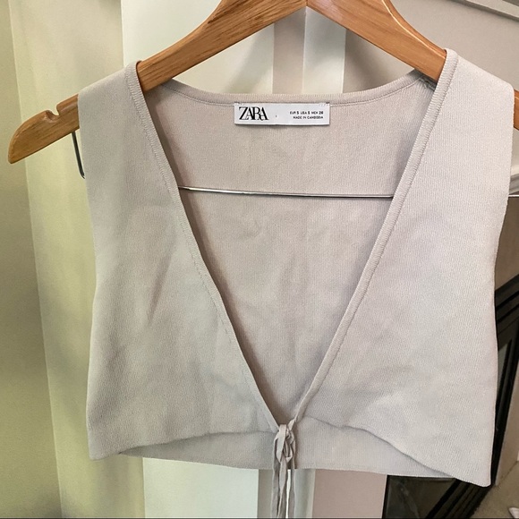 ZARA Gray Plunge Tie Front Knit Crop Top - Picture 4 of 6